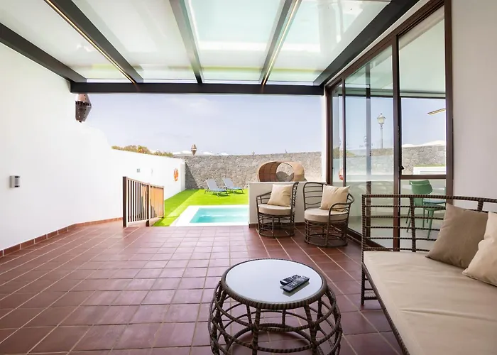 Sea Breeze Jarea By Escape Villa *