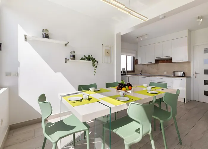 Sea Breeze Jarea By Escape Villa