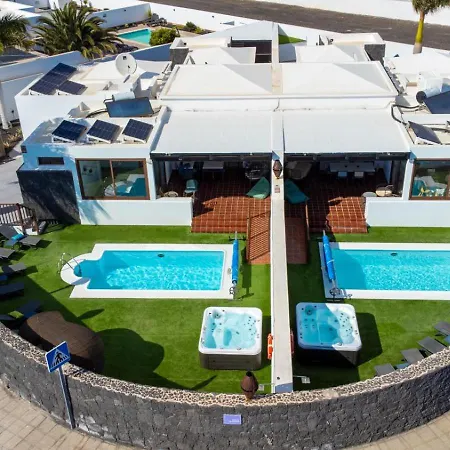 Sea Breeze Jarea By Escape Villa *